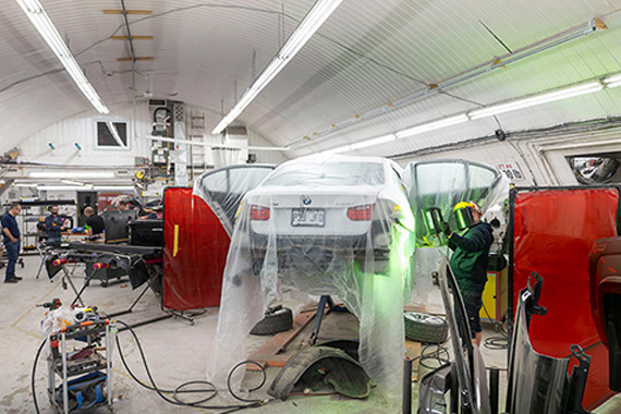 Atelier de carrosserie